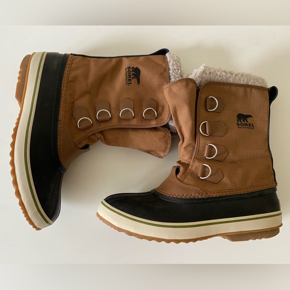 Sorel Waterproof snow boot used 1 season. USA size 10 - Picture 1 of 10